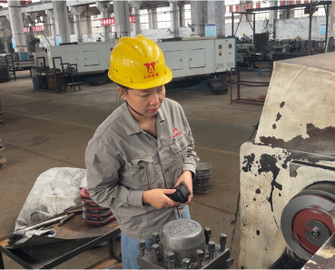 【身边模范】苟明英：守初心 敢挑战 勇作为